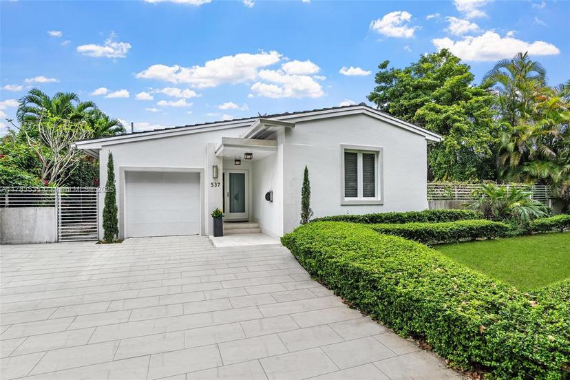 Picture of 537 Marmore Ave, Coral Gables FL 33146