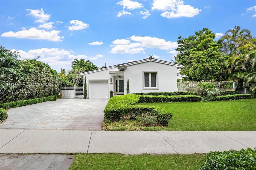 Picture of 537 Marmore Ave, Coral Gables FL 33146