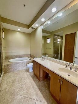 Picture of 2925 NW 126Th Ave # 1, Sunrise, FL 33323