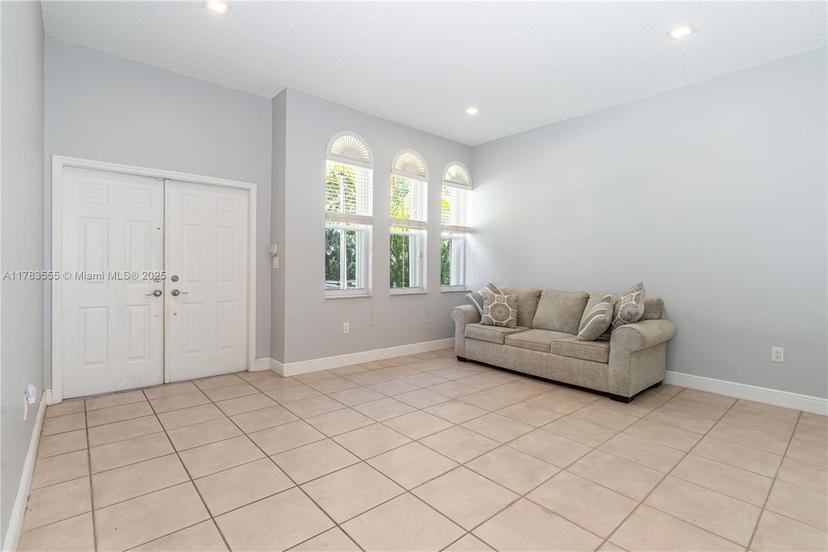 Picture of 284 Royal Cove Way, Davie FL 33325
