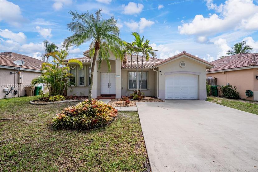Picture of 284 Royal Cove Way, Davie FL 33325