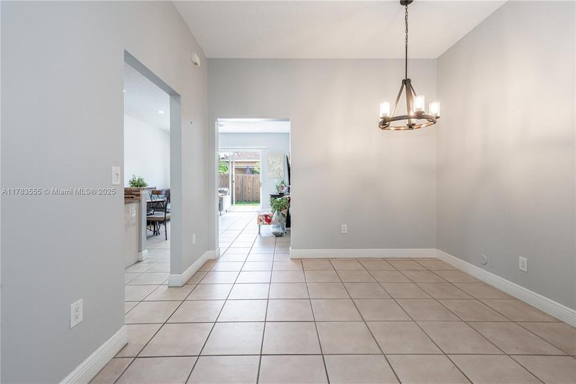 Picture of 284 Royal Cove Way, Davie FL 33325