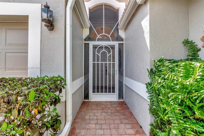 Picture of 7141 Haviland Cir, Boynton Beach FL 33437