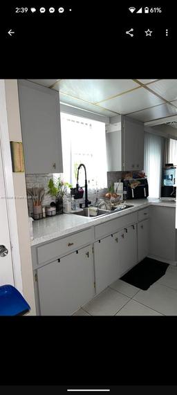 Picture of 2215 Jackson St # 4, Hollywood, FL 33020