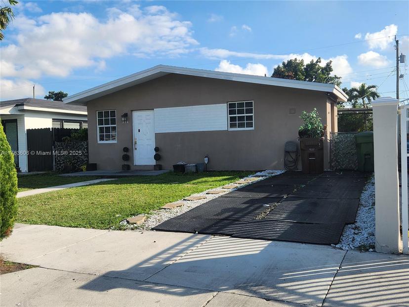 Picture of 534 W 16Th St, Hialeah FL 33010