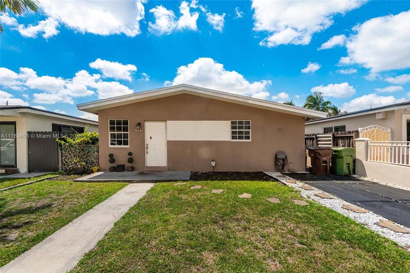 Picture of 534 W 16Th St, Hialeah FL 33010