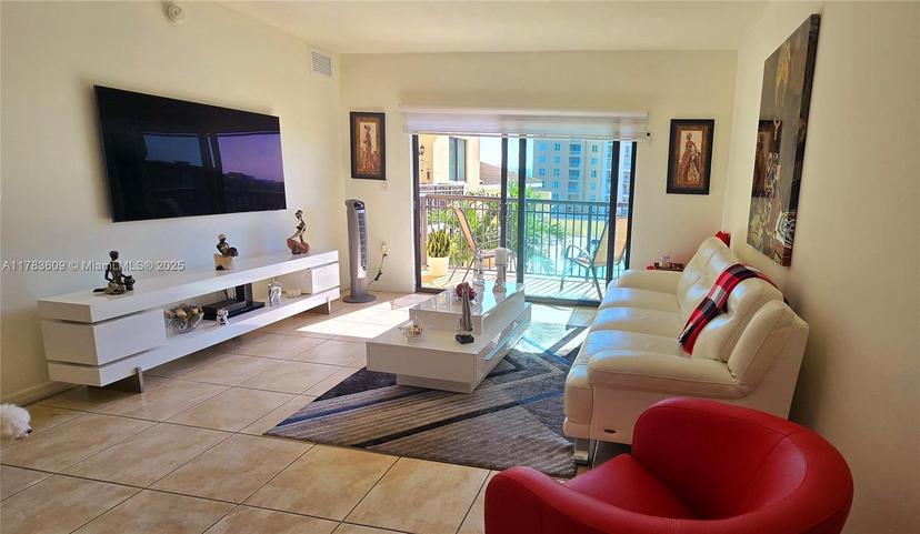 Picture of 4242 NW 2Nd St # 706, Miami FL 33126