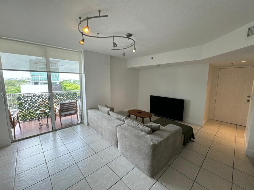 Picture of 1650 Coral Way # 807, Miami FL 33145