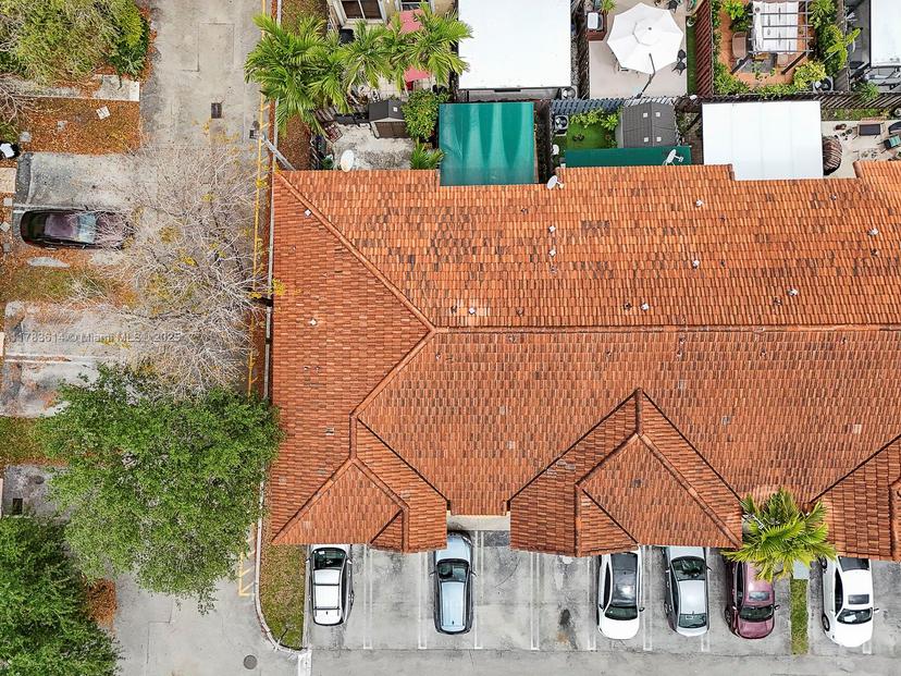 Picture of 7225 NW 173Rd Dr # 9, Hialeah FL 33015