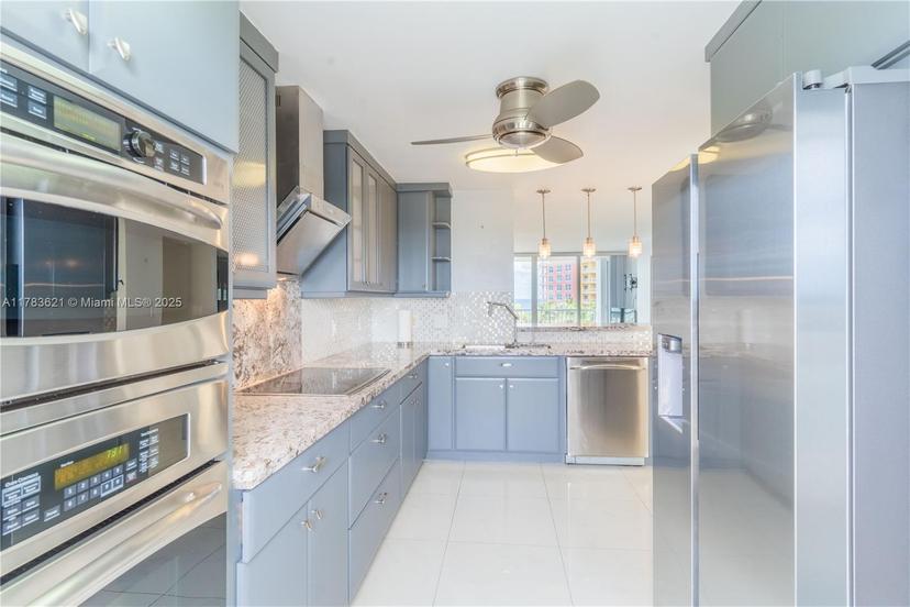 Picture of 2200 NE 33Rd Ave # 7J, Fort Lauderdale FL 33305