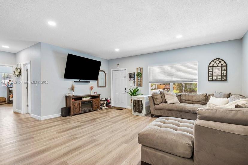 Picture of 5349 Van Buren Rd, Delray Beach FL 33484