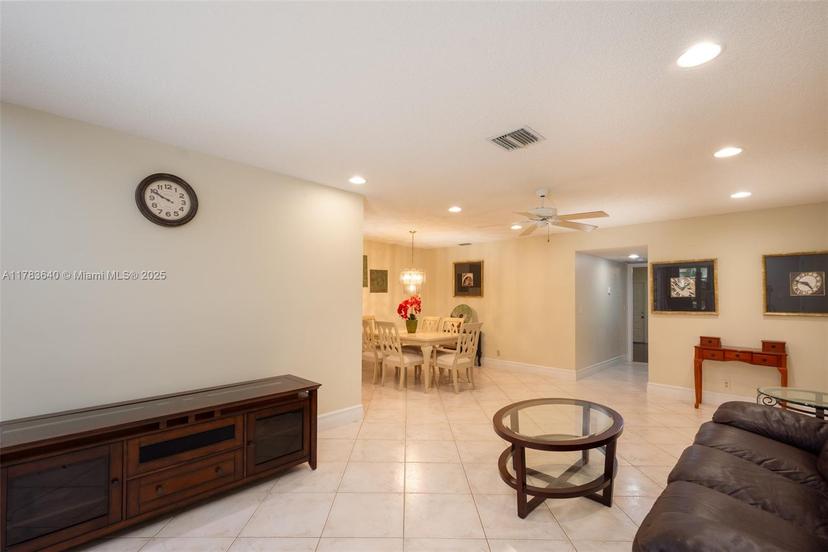 Picture of 13940 Nesting Way # C, Delray Beach FL 33484