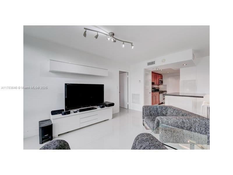 Picture of 9800 W Bay Harbor Dr # 507, Bay Harbor Islands FL 33154