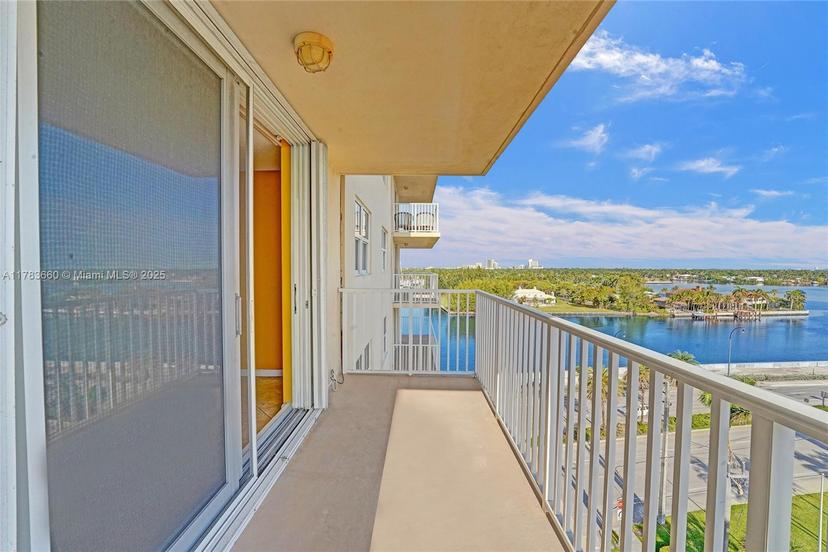 Picture of 1401 S Ocean Dr # 902, Hollywood FL 33019