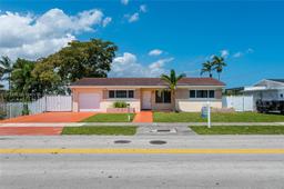 Picture of 2501 NE 209Th Ter, Miami, FL 33180