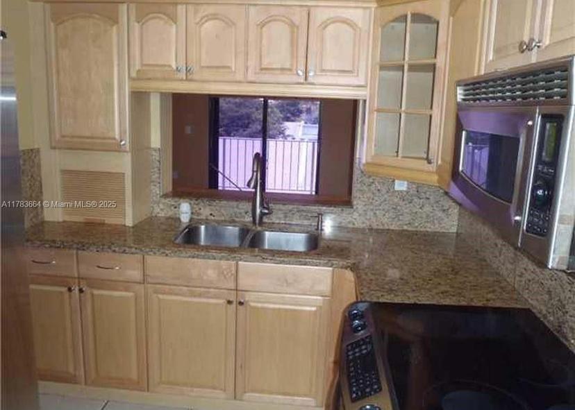 Picture of 8500 NW 8Th St # 408, Miami FL 33126