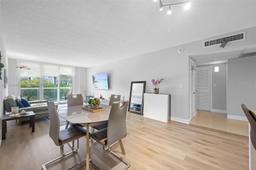 Picture of 19370 Collins Ave # 225, Sunny Isles Beach, FL 33160