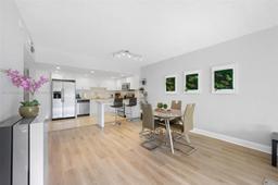 Picture of 19370 Collins Ave # 225, Sunny Isles Beach, FL 33160