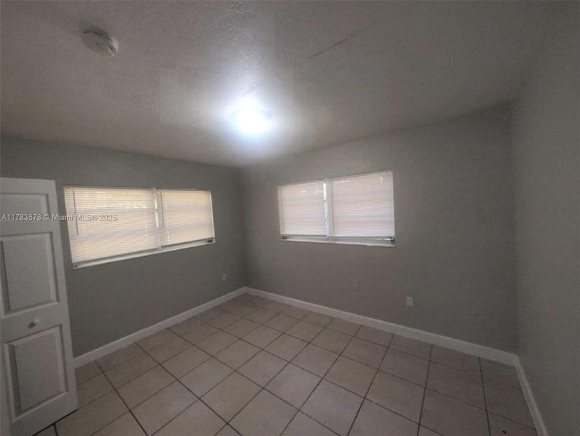 Picture of 160 NW 193Rd St, Miami Gardens FL 33169