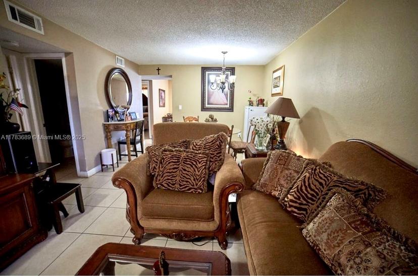 Picture of 1380 W 41St St # 102, Hialeah FL 33012