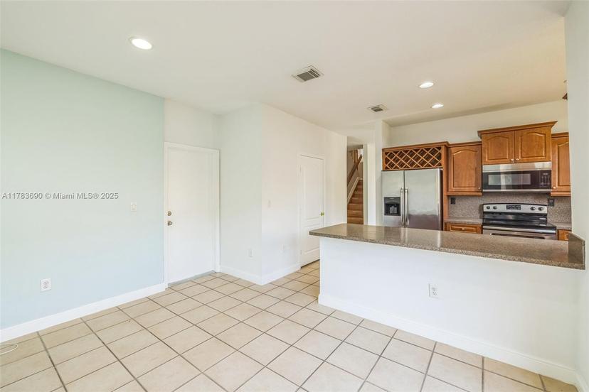 Picture of 15064 SW 30Th Ter, Miami FL 33185