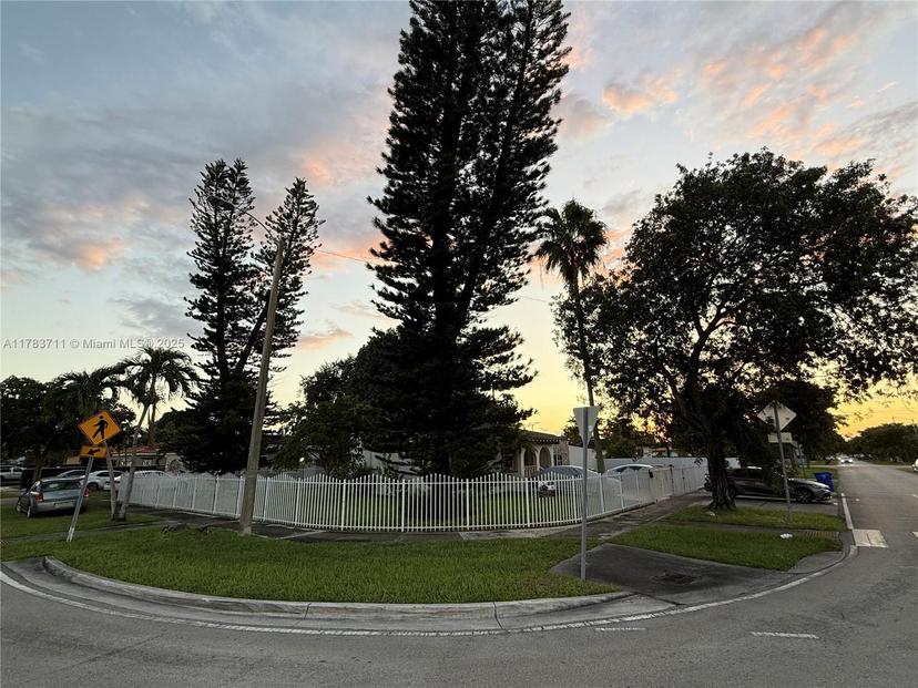 Picture of 6300 NW 2Nd St, Miami FL 33126