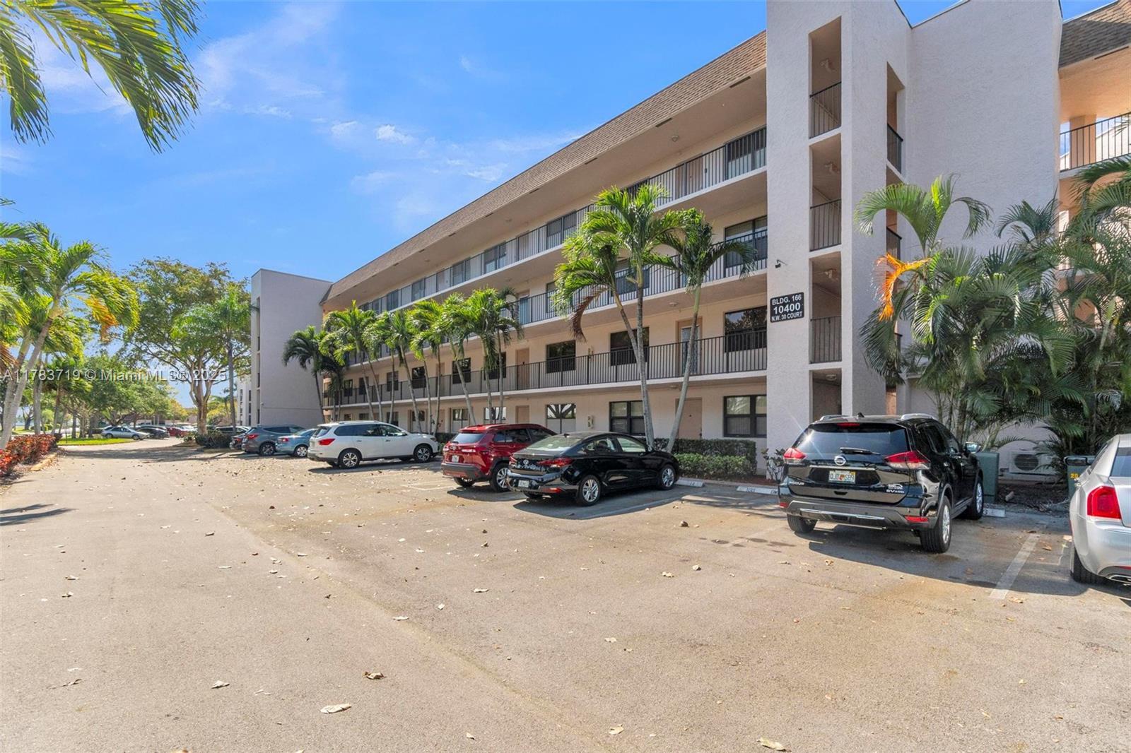 Picture of 10400 NW 30Th Ct # 203, Sunrise, FL 33322