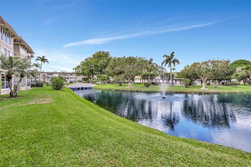 Picture of 3401 NW 47Th Ave # 413, Lauderdale Lakes FL 33319