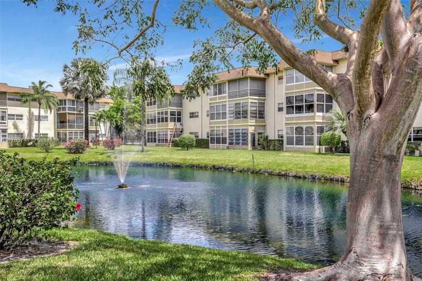 Picture of 3401 NW 47Th Ave # 413, Lauderdale Lakes FL 33319