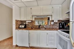 Picture of 3401 NW 47Th Ave # 413, Lauderdale Lakes, FL 33319