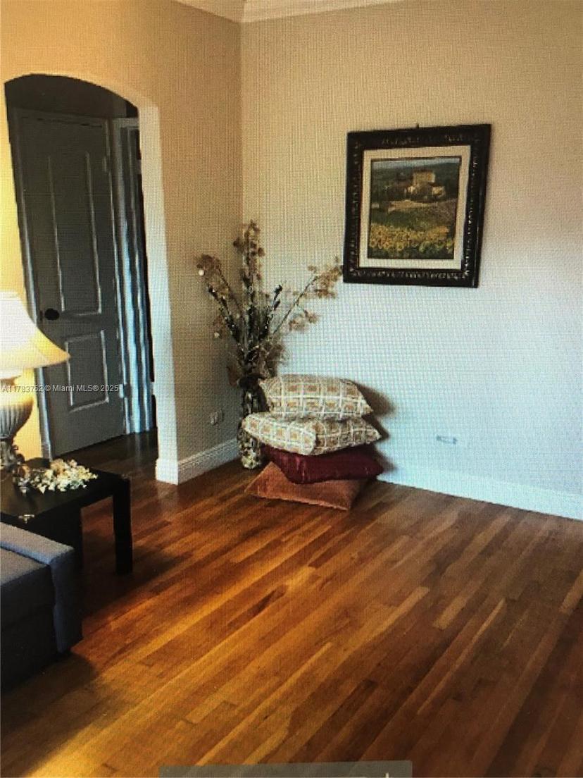 Picture of 30 Almeria Ave # 6, Coral Gables FL 33134
