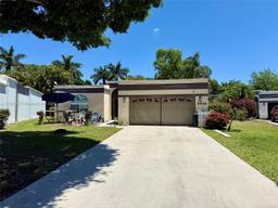 Picture of 5416 San Roma Cir, Lake Worth, FL 33467