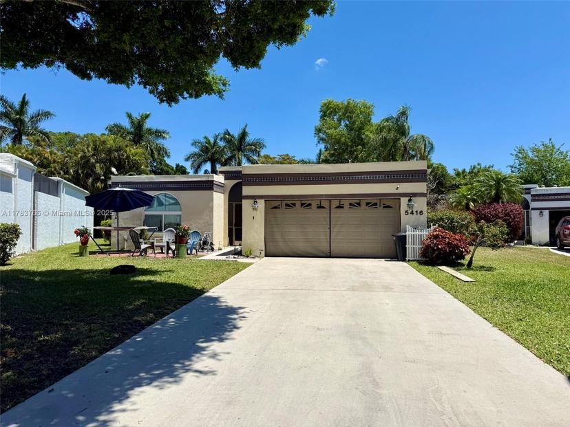 Picture of 5416 San Roma Cir, Lake Worth FL 33467