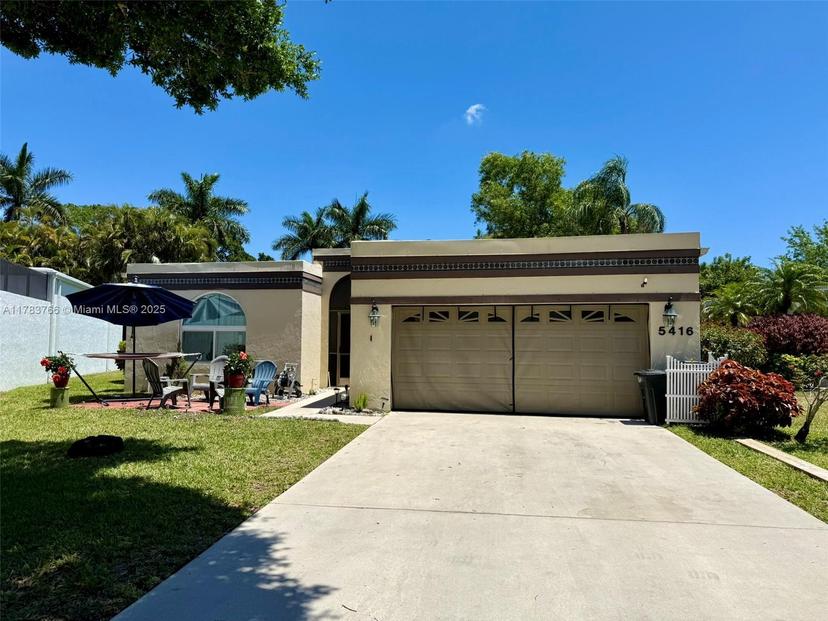 Picture of 5416 San Roma Cir, Lake Worth FL 33467