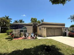 Picture of 5416 San Roma Cir, Lake Worth, FL 33467