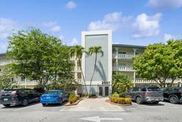 Picture of 2501 Antigua Ter # H3, Coconut Creek, FL 33066