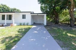 Picture of 1740 NW 86Th Ter, Miami, FL 33147