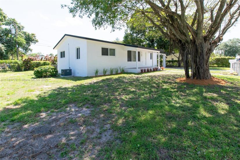 Picture of 1740 NW 86Th Ter, Miami FL 33147