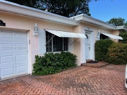 Picture of 613 NE 159Th St, Miami, FL 33162