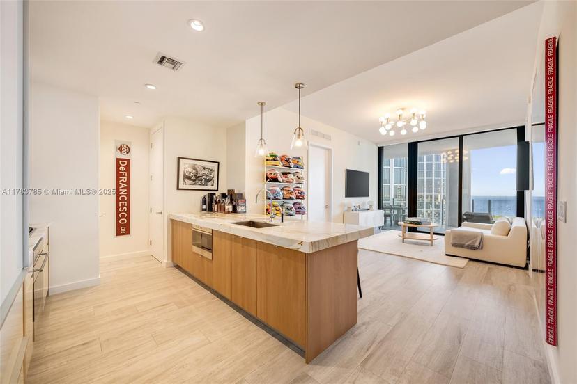 Picture of 2831 S Bayshore Dr # 1902, Coconut Grove FL 33133