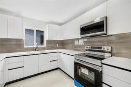 Picture of 10935 SW 217Th Ter, Miami, FL 33170