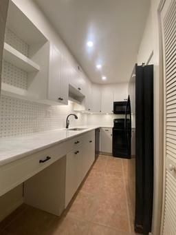 Picture of 8335 SW 72Nd Ave # 202D, Miami, FL 33143