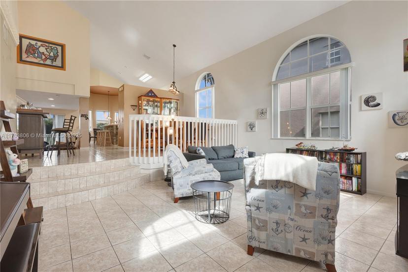 Picture of 1420 SW 171St Ter, Pembroke Pines FL 33027