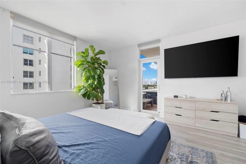 Picture of 1 S Century Ln # 602, Miami Beach FL 33139