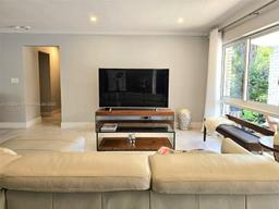 Picture of 3602 NE 18Th Ave, Oakland Park, FL 33334
