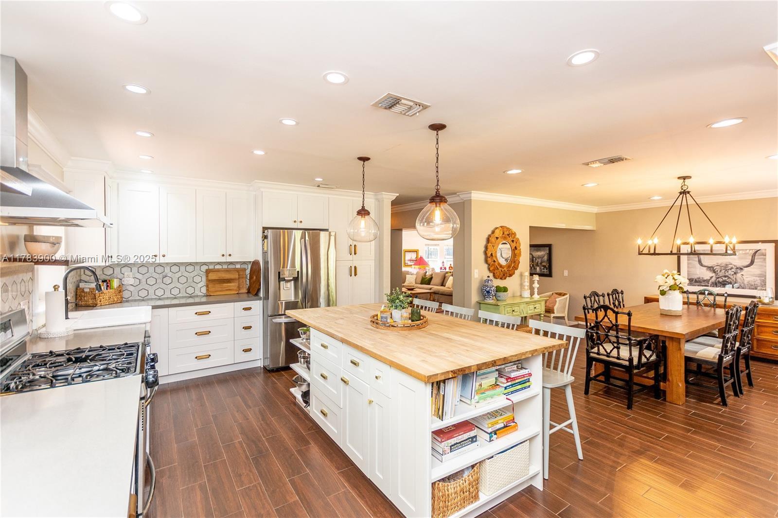 Picture of 2003 N 46Th Ave, Hollywood, FL 33021