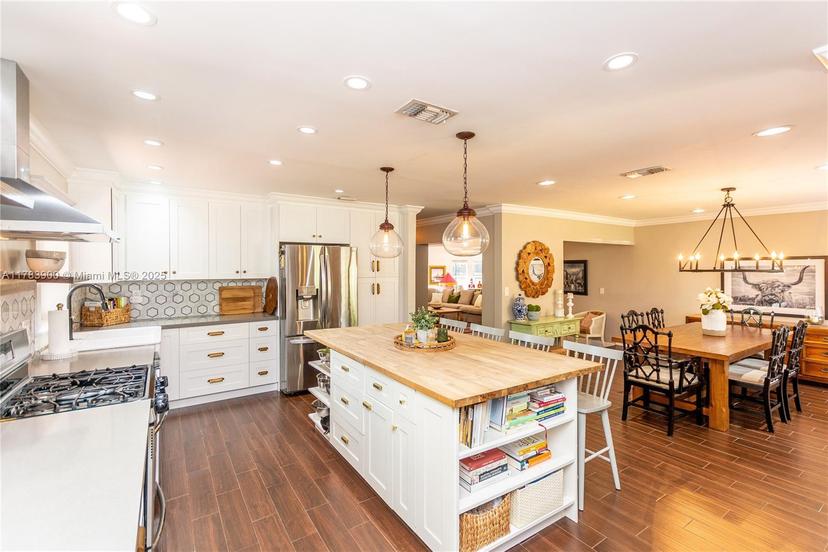 Picture of 2003 N 46Th Ave, Hollywood FL 33021
