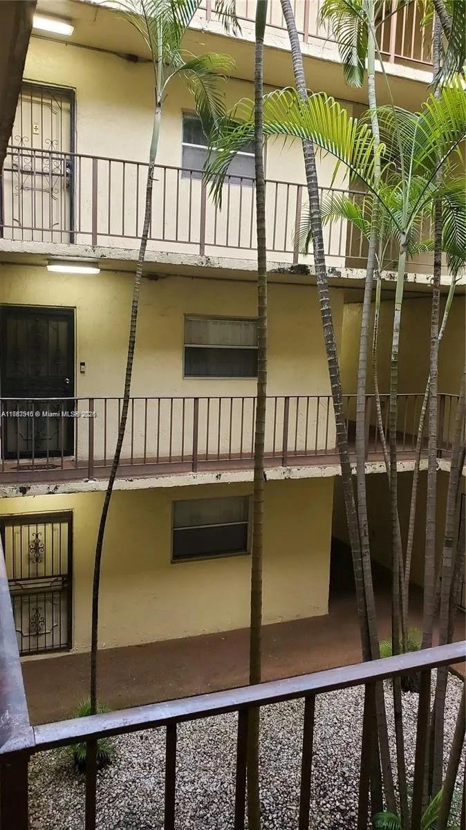 Picture of 11905 NE 2Nd Ave # C202, North Miami FL 33161