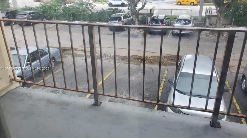 Picture of 11905 NE 2Nd Ave # C202, North Miami FL 33161