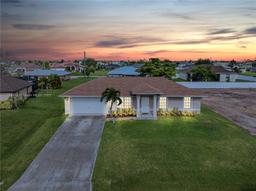 Picture of 421 NW 20Th Pl, Cape Coral, FL 33993